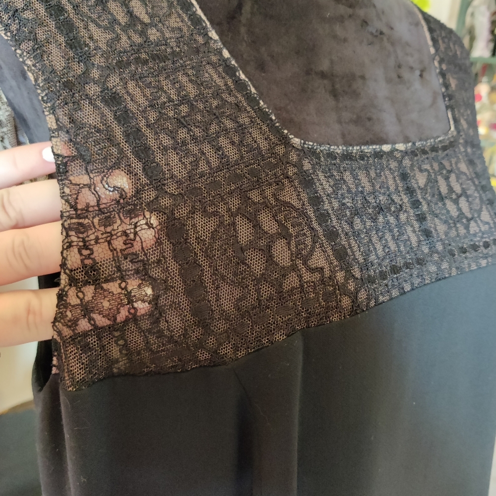 AKRIS B. Goodman 🖤  lace panel evening midi dress - Picture 2 of 9